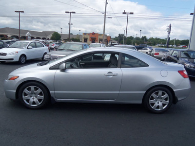 honda civic 2006 silver coupe lx gasoline 4 cylinders front wheel drive 5 speed manual 37087