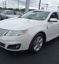 lincoln mks 2010 white sedan gasoline 6 cylinders front wheel drive automatic 37087