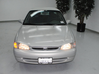 toyota corolla 2000 silver sedan le gasoline 4 cylinders front wheel drive automatic 91731