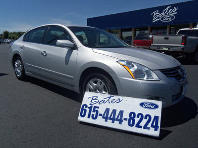 nissan altima 2011 silver sedan 2 5 gasoline 4 cylinders front wheel drive not specified 37087