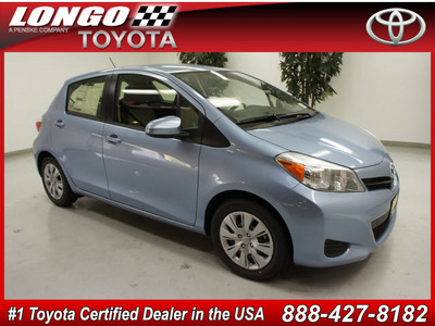 toyota yaris 2012 lt  blue 5 door le gasoline 4 cylinders front wheel drive automatic 91731