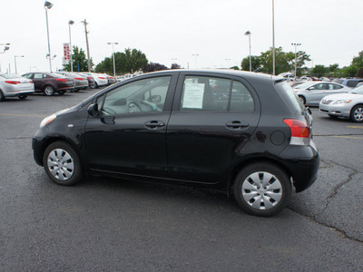 toyota yaris 2009 black hatchback gasoline 4 cylinders front wheel drive automatic 19153