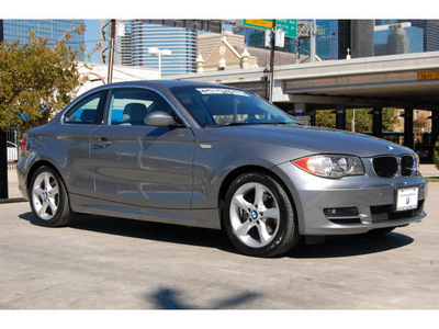 bmw 1 series 2009 dk  gray coupe 128i gasoline 6 cylinders rear wheel drive 6 speed manual 77002