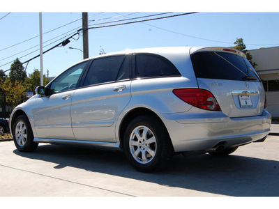 mercedes benz r class 2006 silver suv r350 gasoline 6 cylinders all whee drive automatic 77002