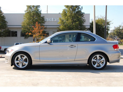 bmw 1 series 2011 gray coupe 128i gasoline 6 cylinders rear wheel drive automatic 77002