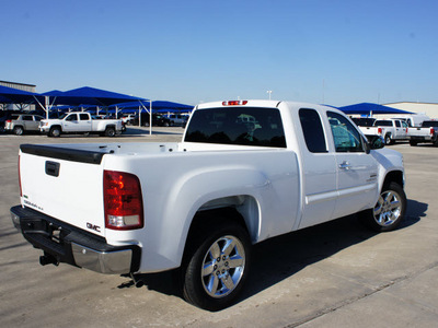 gmc sierra 1500 2012 white pickup truck sle flex fuel 8 cylinders 2 wheel drive 6 speed automatic 76206