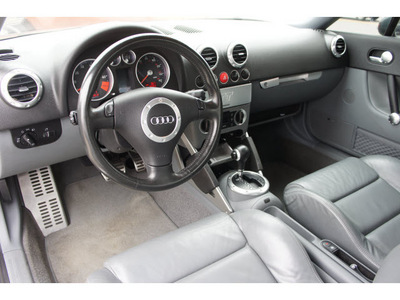 audi tt 2004 gray coupe 180hp gasoline 4 cylinders front wheel drive automatic 77301