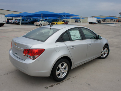 chevrolet cruze 2012 silver sedan lt gasoline 4 cylinders front wheel drive 6 speed automatic 76206