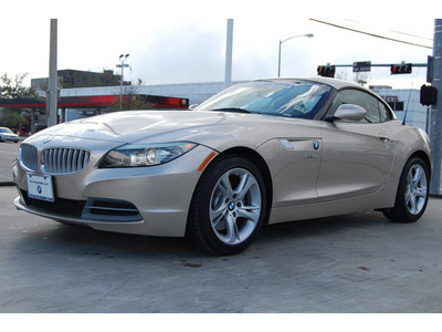 bmw z4 2009 beige sdrive35i gasoline 6 cylinders rear wheel drive automatic 77002