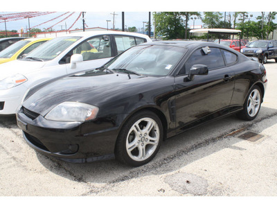 hyundai tiburon 2005 black coupe gt v6 gasoline 6 cylinders front wheel drive 5 speed manual 77301