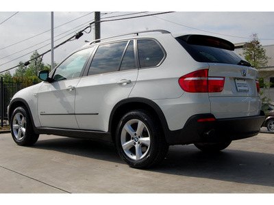 bmw x5 2009 white suv xdrive30i gasoline 6 cylinders all whee drive automatic 77002