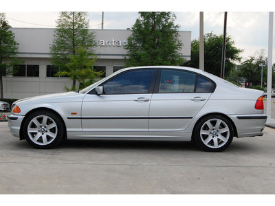 bmw 3 series 2001 silver sedan 325i gasoline 6 cylinders automatic 77002