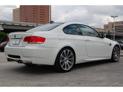 bmw m3 2010 white coupe gasoline 8 cylinders rear wheel drive automatic 77002