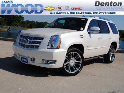 cadillac escalade 2012 white suv premium flex fuel 8 cylinders all whee drive 6 speed automatic 76206
