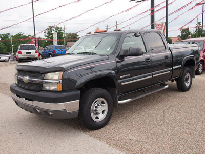 chevrolet silverado 2500hd 2004 black lt gasoline 8 cylinders rear wheel drive automatic 77301