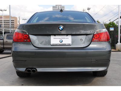 bmw 5 series 2006 gray sedan 525i gasoline 6 cylinders rear wheel drive automatic 77002