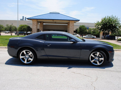 chevrolet camaro 2010 cyber gray met coupe ss gasoline 8 cylinders rear wheel drive automatic 76206