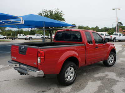 nissan frontier 2010 red pickup truck se gasoline 6 cylinders 2 wheel drive automatic 76206