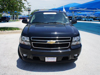 chevrolet tahoe 2011 black suv lt flex fuel 8 cylinders 2 wheel drive 6 speed automatic 76206