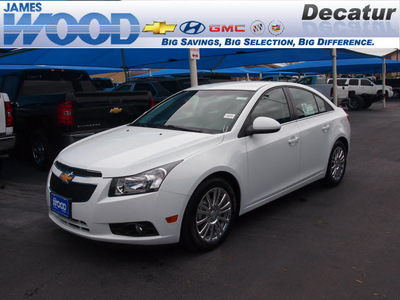chevrolet cruze 2012 white sedan eco gasoline 4 cylinders front wheel drive 6 speed automatic 76234