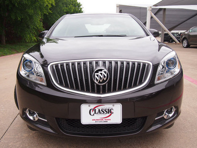 buick verano 2012 brown sedan leather group gasoline 4 cylinders front wheel drive automatic 76018
