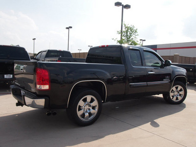 gmc sierra 1500 2011 black pickup truck sle flex fuel 8 cylinders 2 wheel drive automatic 76018