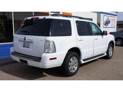 mercury mountaineer 2006 white suv luxury gasoline 6 cylinders all whee drive automatic 79110