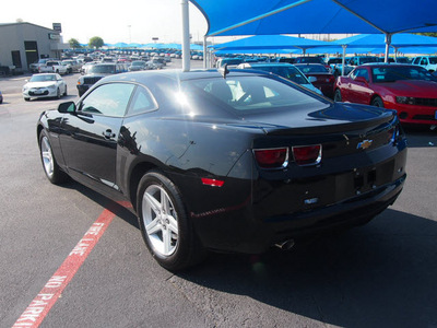 chevrolet camaro 2012 black coupe lt gasoline 6 cylinders rear wheel drive 6 speed automatic 76234