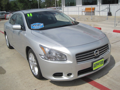 nissan maxima 2011 sil sedan s gasoline 6 cylinders front wheel drive cont  variable trans  77301