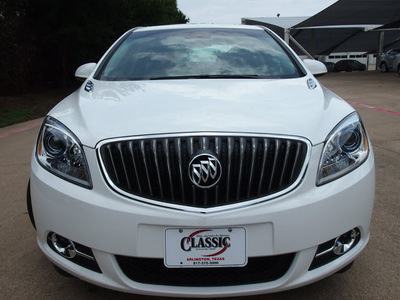 buick verano 2012 off white sedan leather group gasoline 4 cylinders front wheel drive automatic 76018