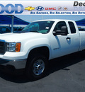 gmc sierra 2500hd 2012 white pickup truck work truck gasoline 8 cylinders 2 wheel drive 6 speed automatic 76234