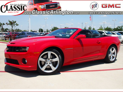 chevrolet camaro 2012 red ss convertible gasoline 8 cylinders rear wheel drive automatic 76018