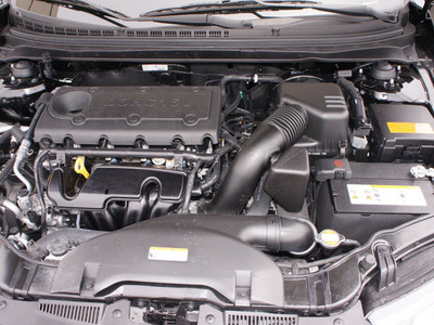 kia forte koup 2012 black coupe sx gasoline 4 cylinders front wheel drive automatic 76011