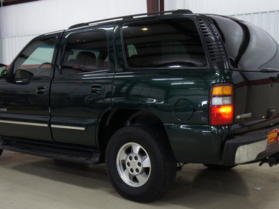 chevrolet tahoe 2003 dk  green suv lt flex fuel 8 cylinders 4 wheel drive automatic 79110