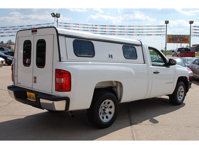 chevrolet silverado 1500 2009 white work truck gasoline 6 cylinders 2 wheel drive automatic with overdrive 77340