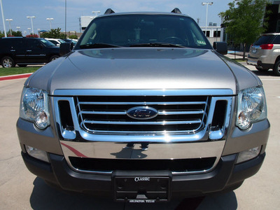ford explorer sport trac 2008 lt  gray suv xlt gasoline 6 cylinders 2 wheel drive automatic with overdrive 76018