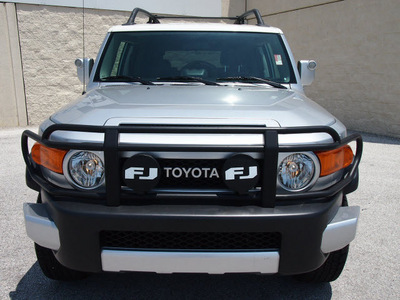 toyota fj cruiser 2008 gray suv gasoline 6 cylinders 4 wheel drive automatic 76011