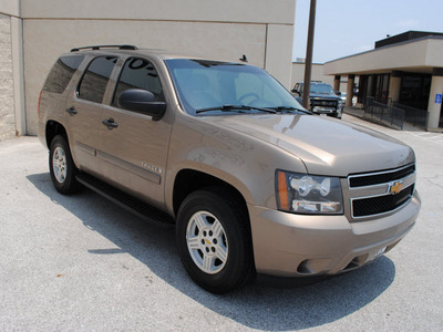 chevrolet tahoe 2007 gold suv ls gasoline 8 cylinders rear wheel drive automatic 76011