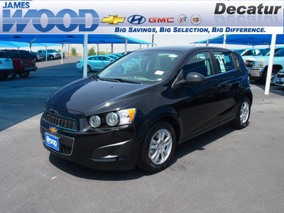 chevrolet sonic 2012 black hatchback lt gasoline 4 cylinders front wheel drive 6 speed manual 76234