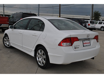 honda civic 2011 white sedan lx gasoline 4 cylinders front wheel drive 5 speed automatic 78233