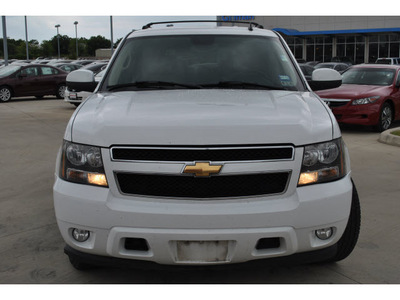 chevrolet tahoe 2007 white suv lt flex fuel 8 cylinders rear wheel drive 4 speed automatic 78233