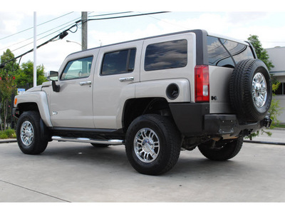 hummer h3 2008 lt  gray suv gasoline 8 cylinders 4 wheel drive automatic 77002