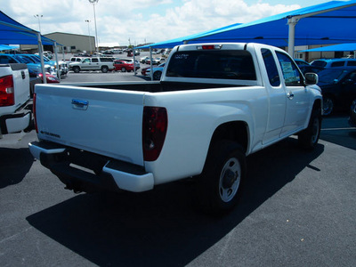 chevrolet colorado 2012 white work truck gasoline 5 cylinders 4 wheel drive 4 speed automatic 76234