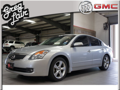 nissan altima 2007 silver sedan gasoline 6 cylinders front wheel drive automatic 79015