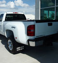 gmc sierra 3500hd 2011 white slt diesel 8 cylinders 4 wheel drive allison 76234