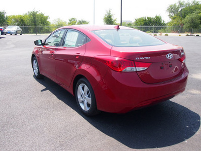 hyundai elantra 2013 red sedan gls gasoline 4 cylinders front wheel drive 6 speed automatic 76234