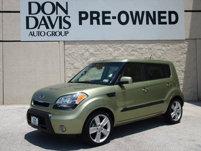kia soul 2011 green hatchback gasoline 4 cylinders front wheel drive automatic 76011