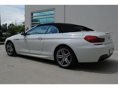 bmw 6 series 2012 white 650i gasoline 8 cylinders rear wheel drive automatic 77002