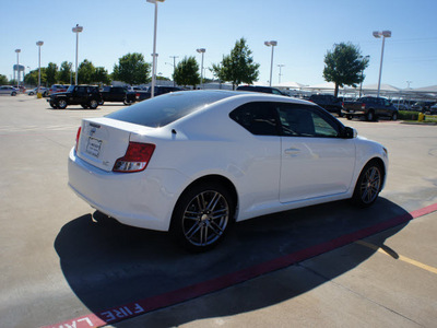 scion tc 2012 white coupe gasoline 4 cylinders front wheel drive automatic 76116