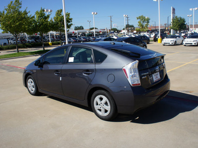 toyota prius 2011 gray iv hybrid 4 cylinders front wheel drive automatic 76116